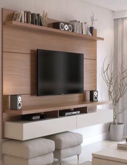 TV ENTERTAINMENT CENTER
