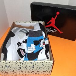 Jordan 4's White 🐼 Cement ⚽️