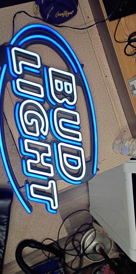 Adjustable Brightness Bud Light Light