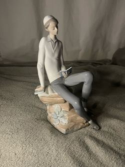 Lladró Hebrew Student Figurine GLOSSY