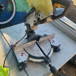 Mitter Saw