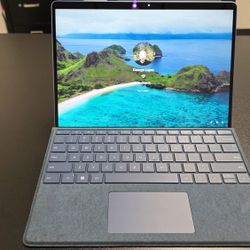 Microsoft Surface Pro 9 + Keyboard + Surface Pen
