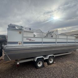 Pontoon Boat With Trailer