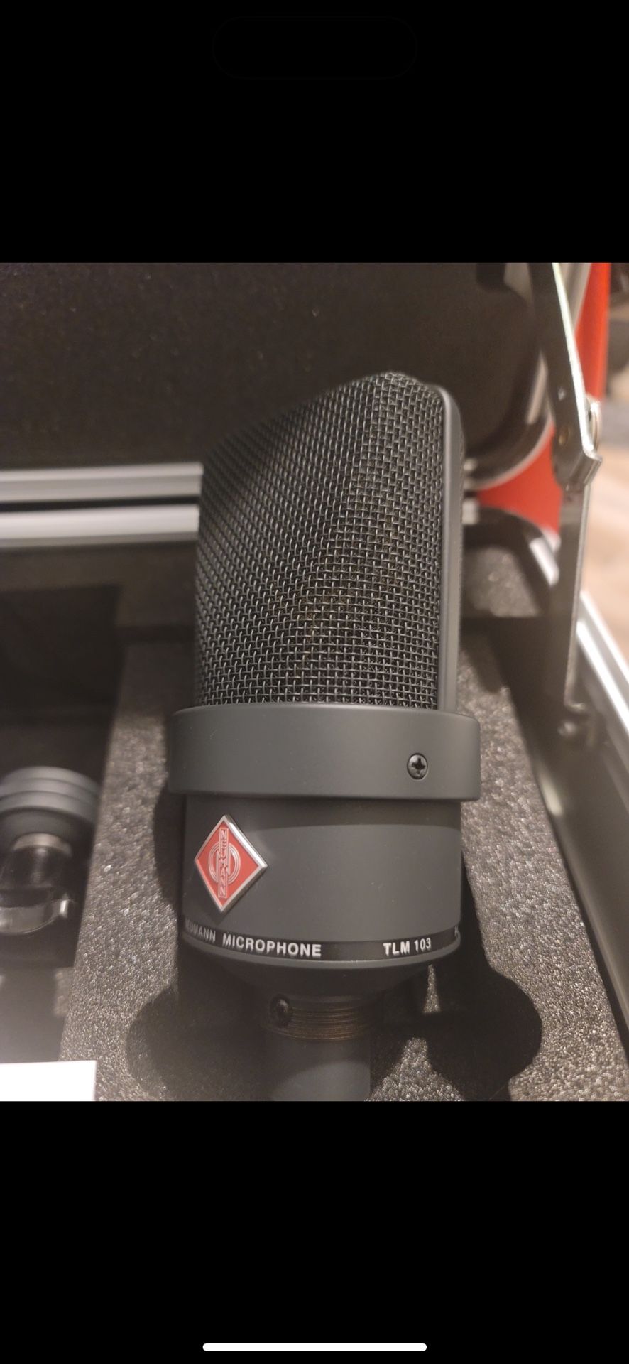 Neumann TLM 103 anniversary Edition