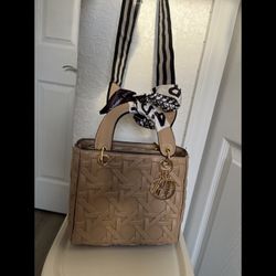beige quilted handbag Including Everything Shown In Photos (READ DESCRIPTION)