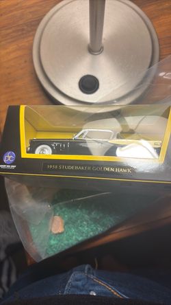 Lucky die cast  1958 studebaker golden hawk