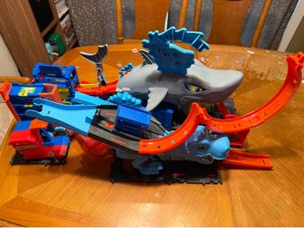 Hot Wheels City playset bundle