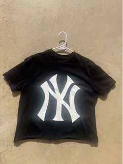 New York Yankees shirt