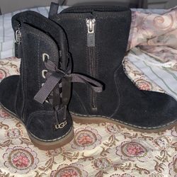 Girls UGG Boots Size 7  $35 