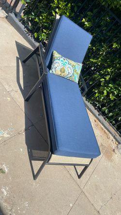 New Iron chaise Lounge With Cushion