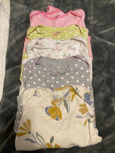 Carter's Toddlers Bodysuit Size 24 Months Multicolor.