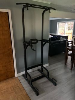 Pull up/ dips / push ups
