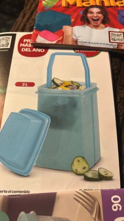 Chilera de 2 litros nueva de Tupperware