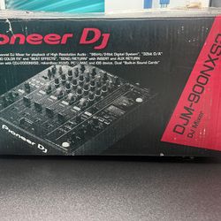 Pioneer CDJ 900 Nexus 2 Excellent Condition Like New