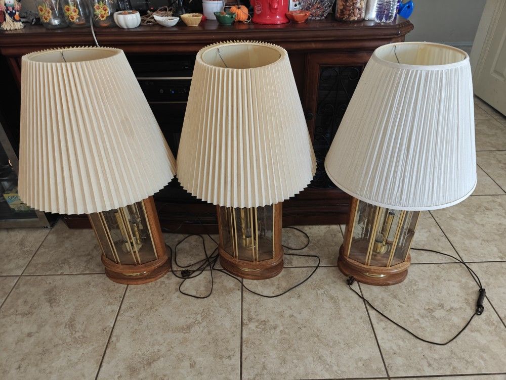 3 Vintage Table Lamps