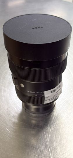 Sigma camera lens