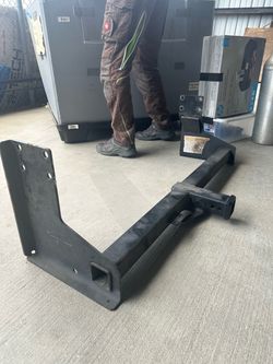 2008 sprinter tow hitch and rear bumper step