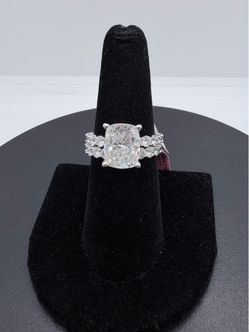 BRAND NEW 14KW 6CTW Elongated Cushion Bridal Ring Set