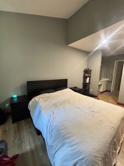 IKEA malm bed & nightstands