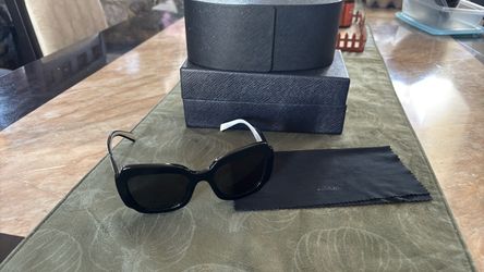 Prada Sun glasses for women