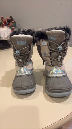 Girl snow boots