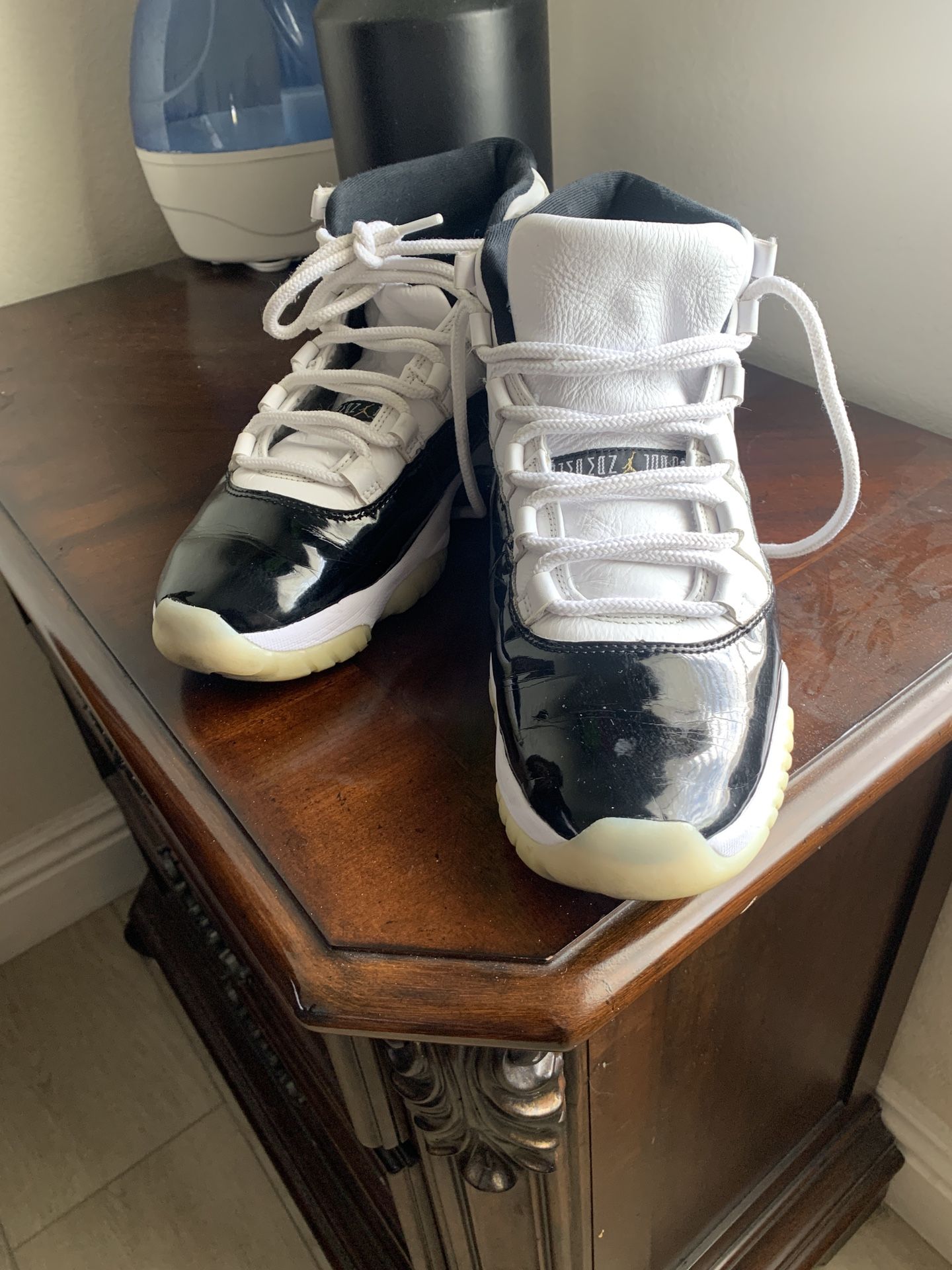 Jordan 11s