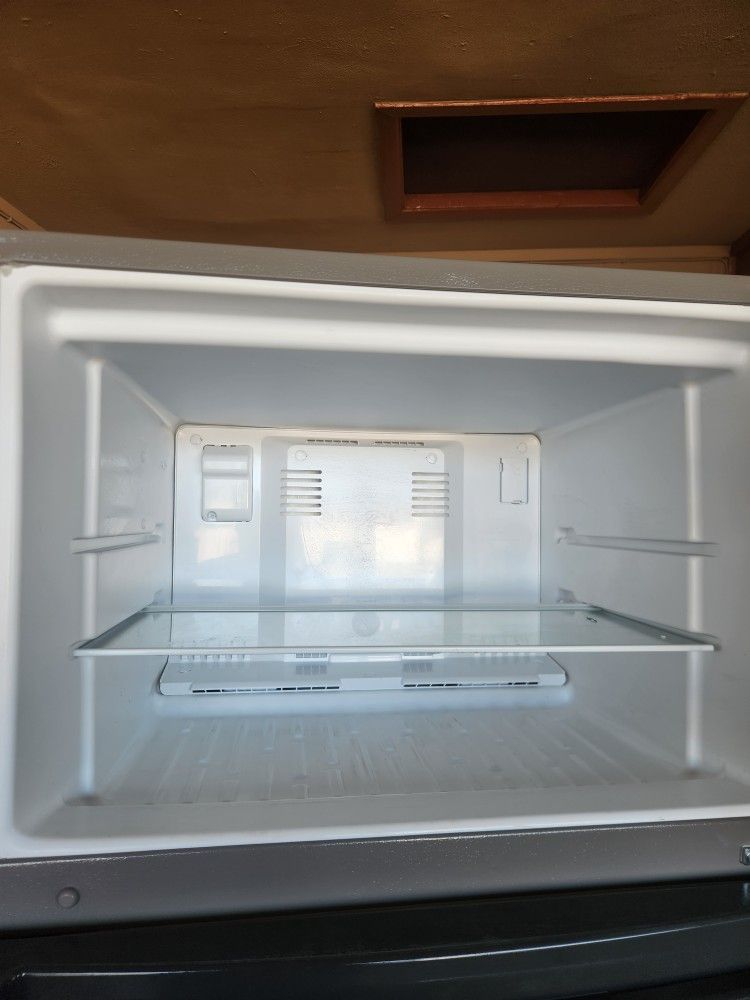 Whirlpool Fridge