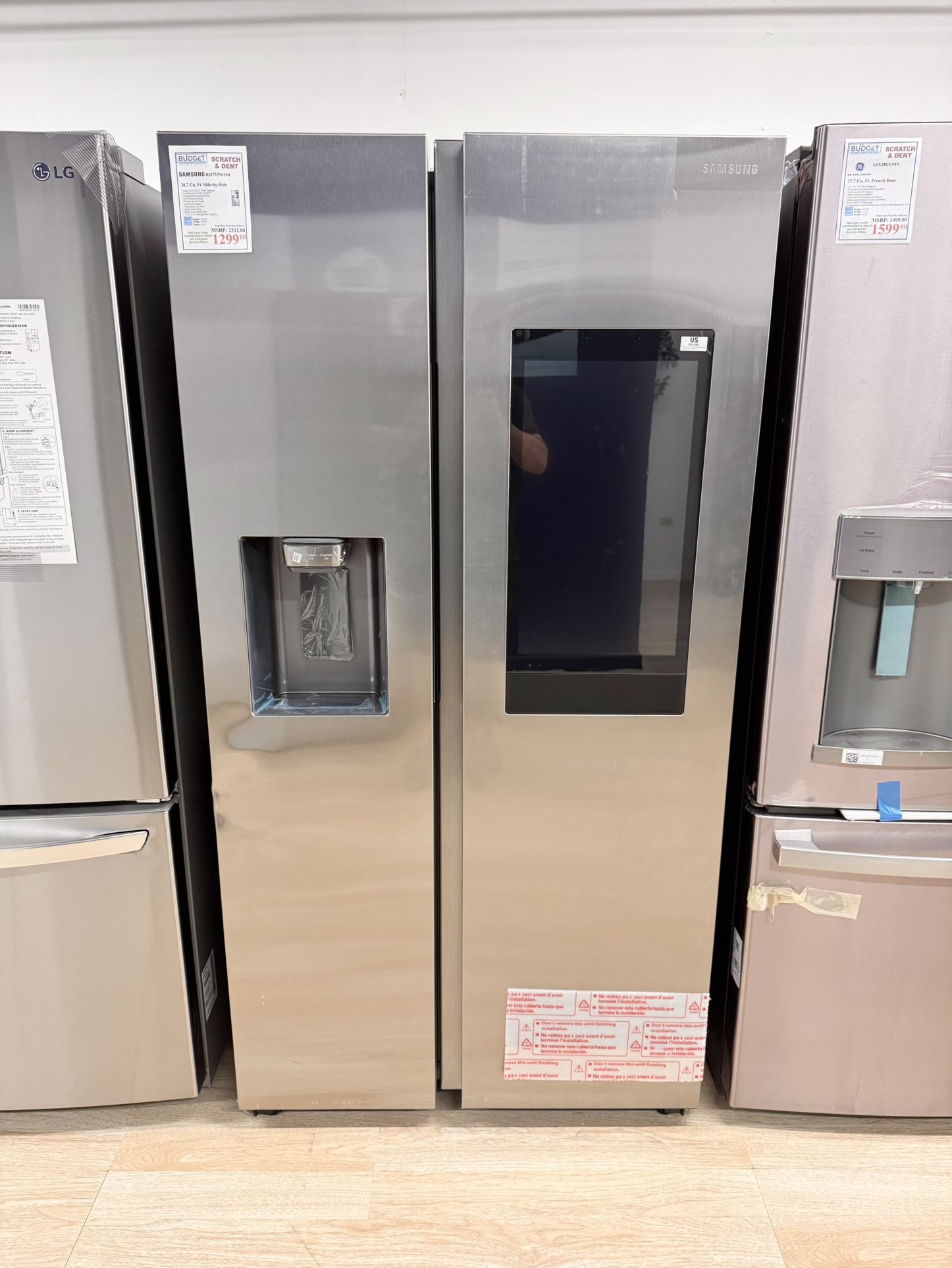 New Samsung 26.7 cu. ft. Side-by-Side Refrigerator with Touch Screen Family Hub in Stainless Steel rs27t5561sr