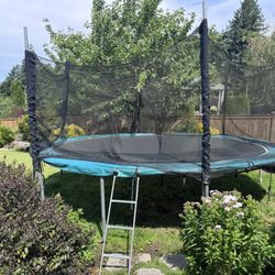 15 Foot Trampoline 
