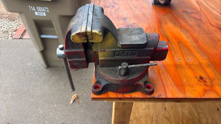 Wilton 6” Mechanics Bench Vise