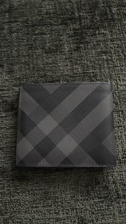 Burberry wallet