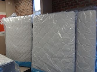 New Queen Mattress & Furniture Sale