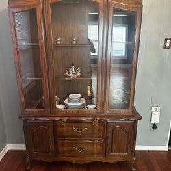 China Cabinet, Closet And Desk For Sale Cheap!