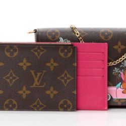 Louis Vuitton Pochette AUTHENTIC $950