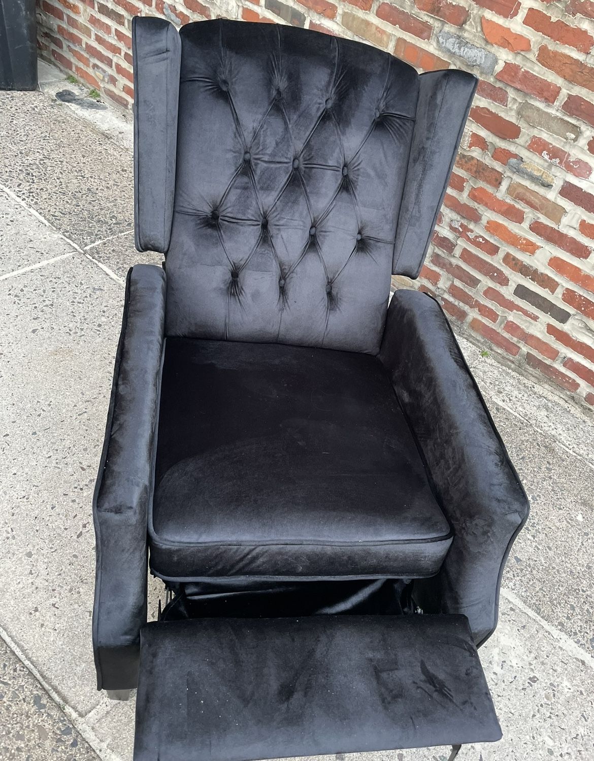 Black Recliner