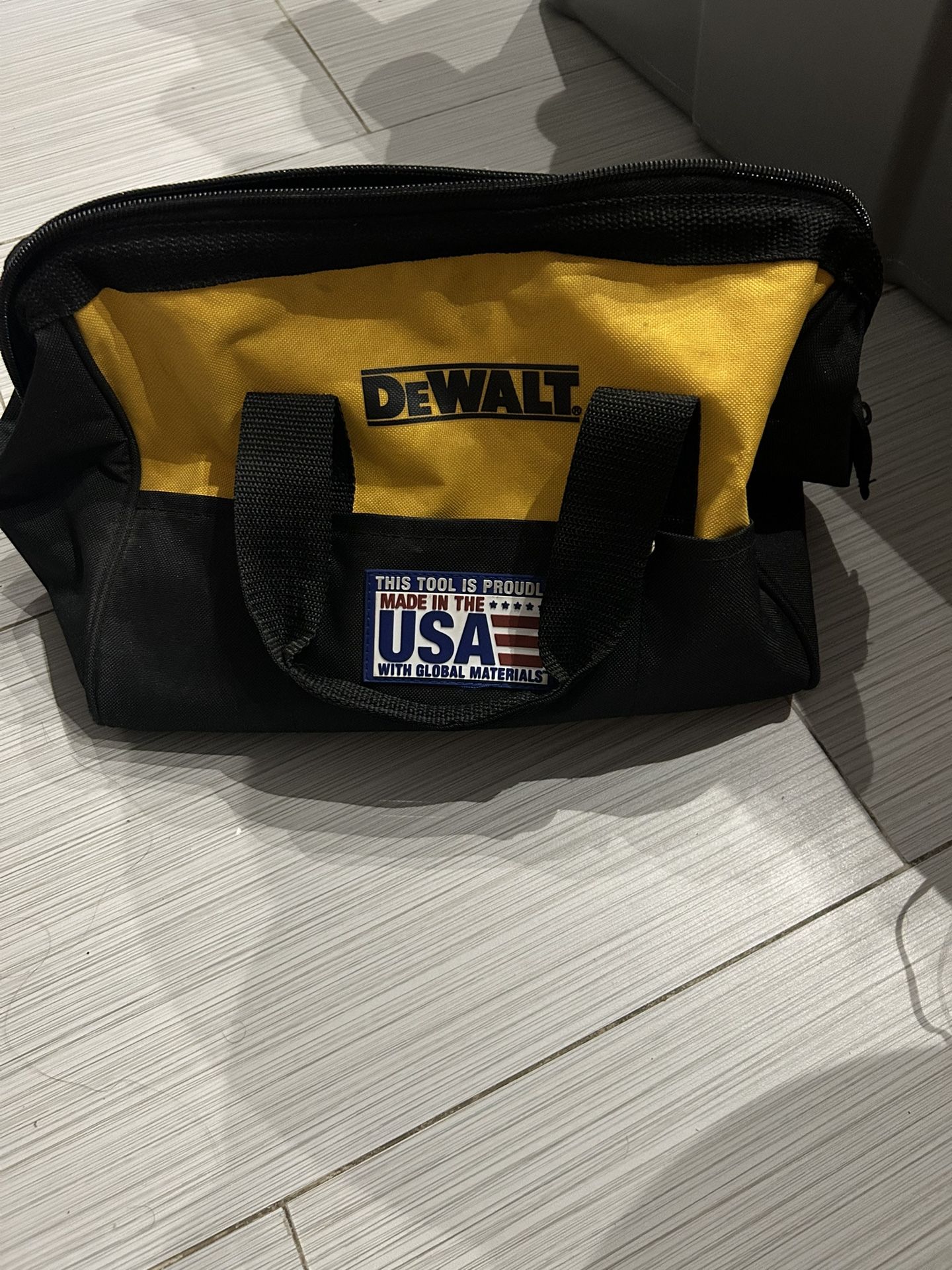 DeWalt Heavy Duty 13” Tool Bag