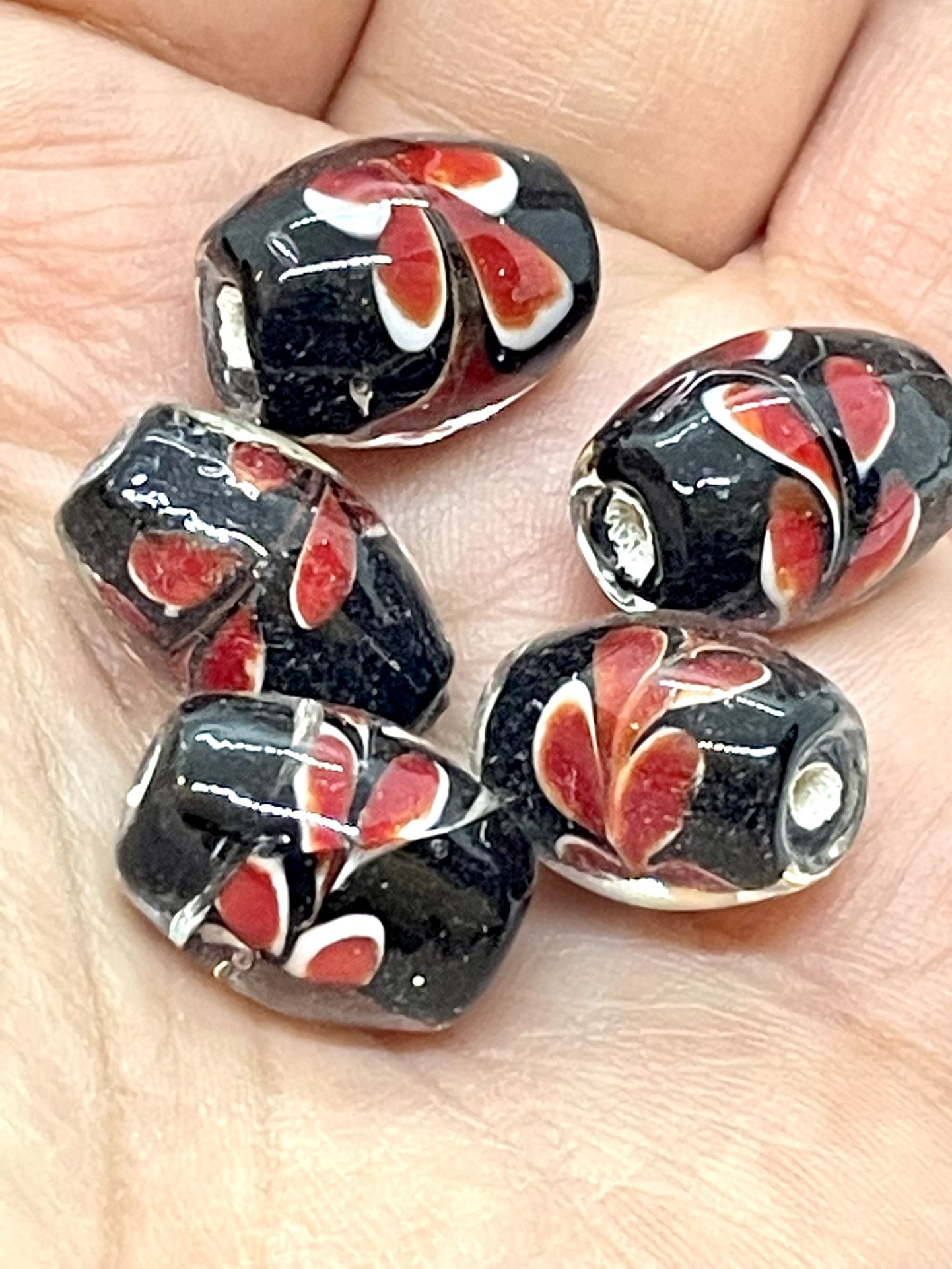 7 Floral Lampwork Beads