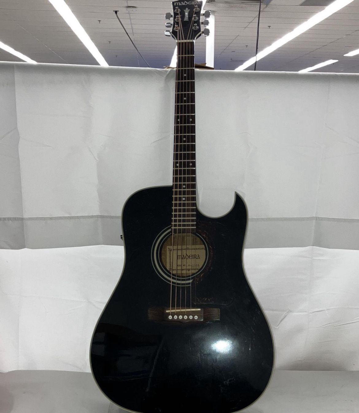 Madeira A-350E acoustic electric guitar