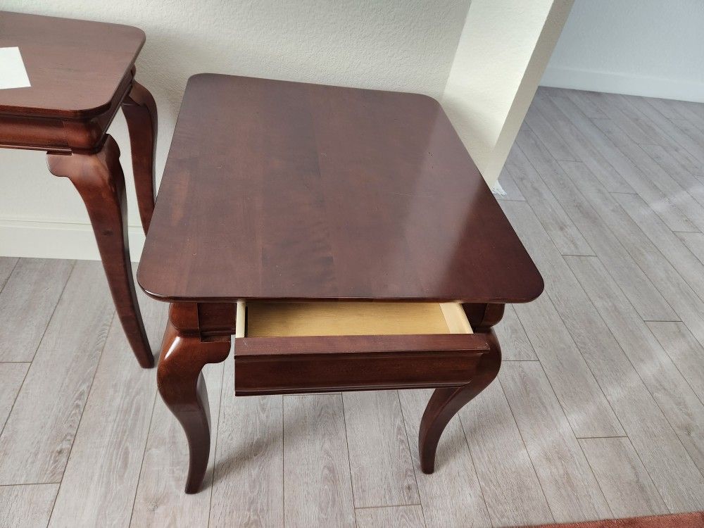 Kincaid End Table 