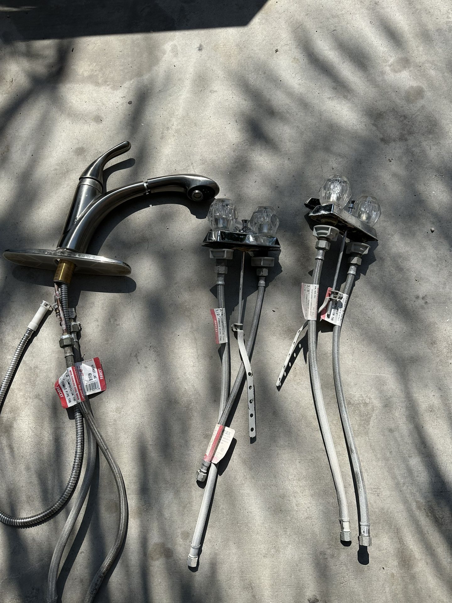 2 Llaves Para Sinc D Cosina 2 P Sinc D Baño 1 Cabeza De Regadera