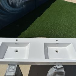 Double Built In Sink With 4” Edge