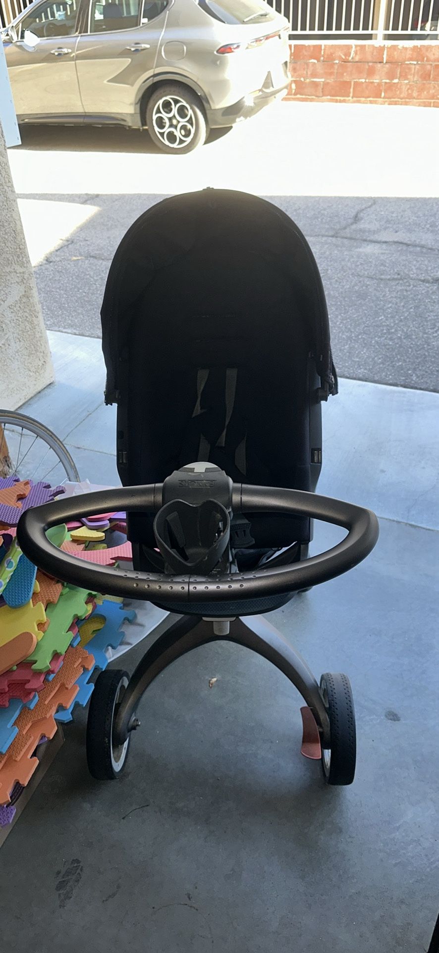 Stokke Stroller 