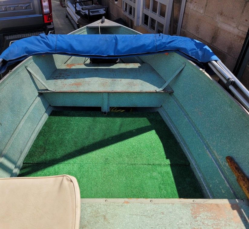 14 Ft Aluminum Boat for Sale in Rancho Cucamonga, CA OfferUp