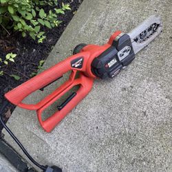 Black N Decker Electric Alligator Lopper in good shape!