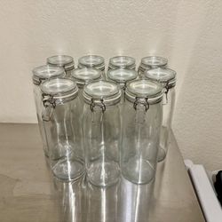 Glass jar with lid