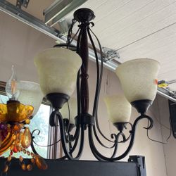 Chandelier 