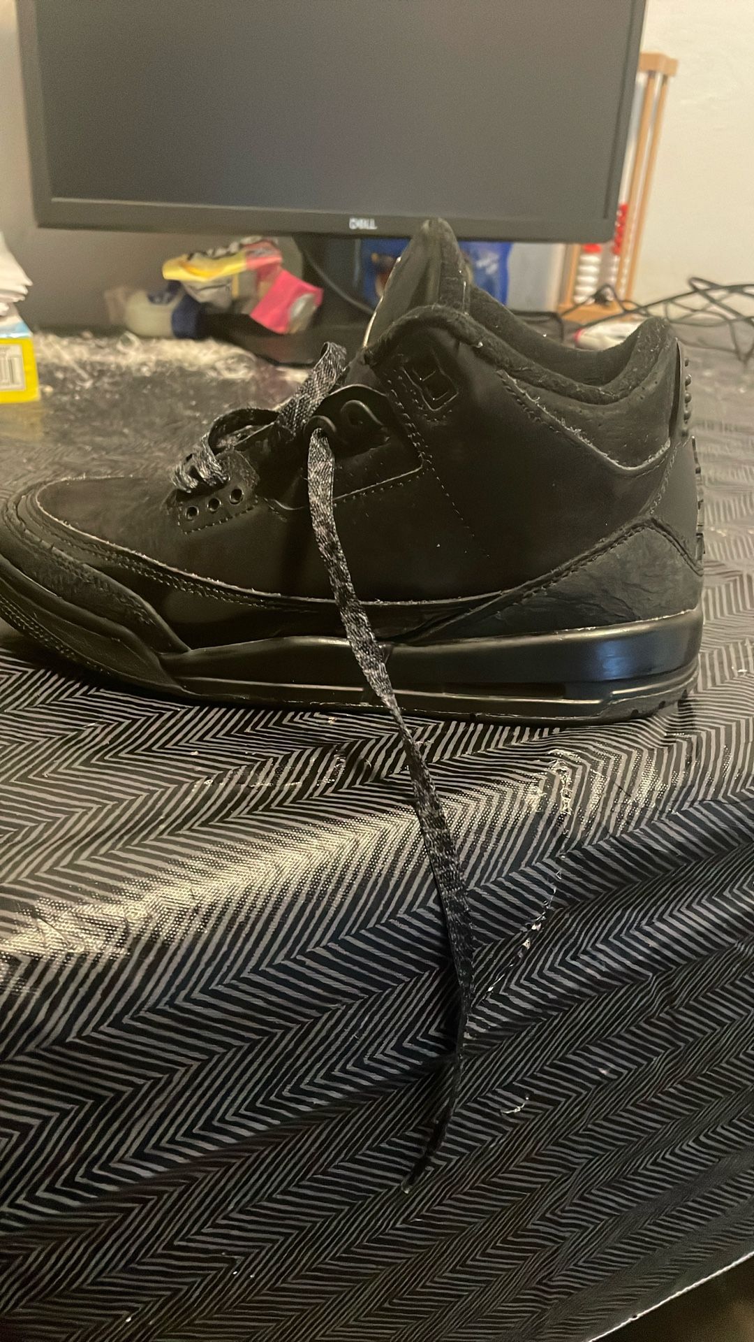 Jordan 3 Black Retro