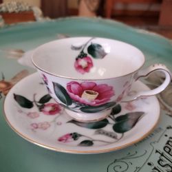 Vintage Footed Teacup/Cup And Saucer Set Harmony House "Splendor"