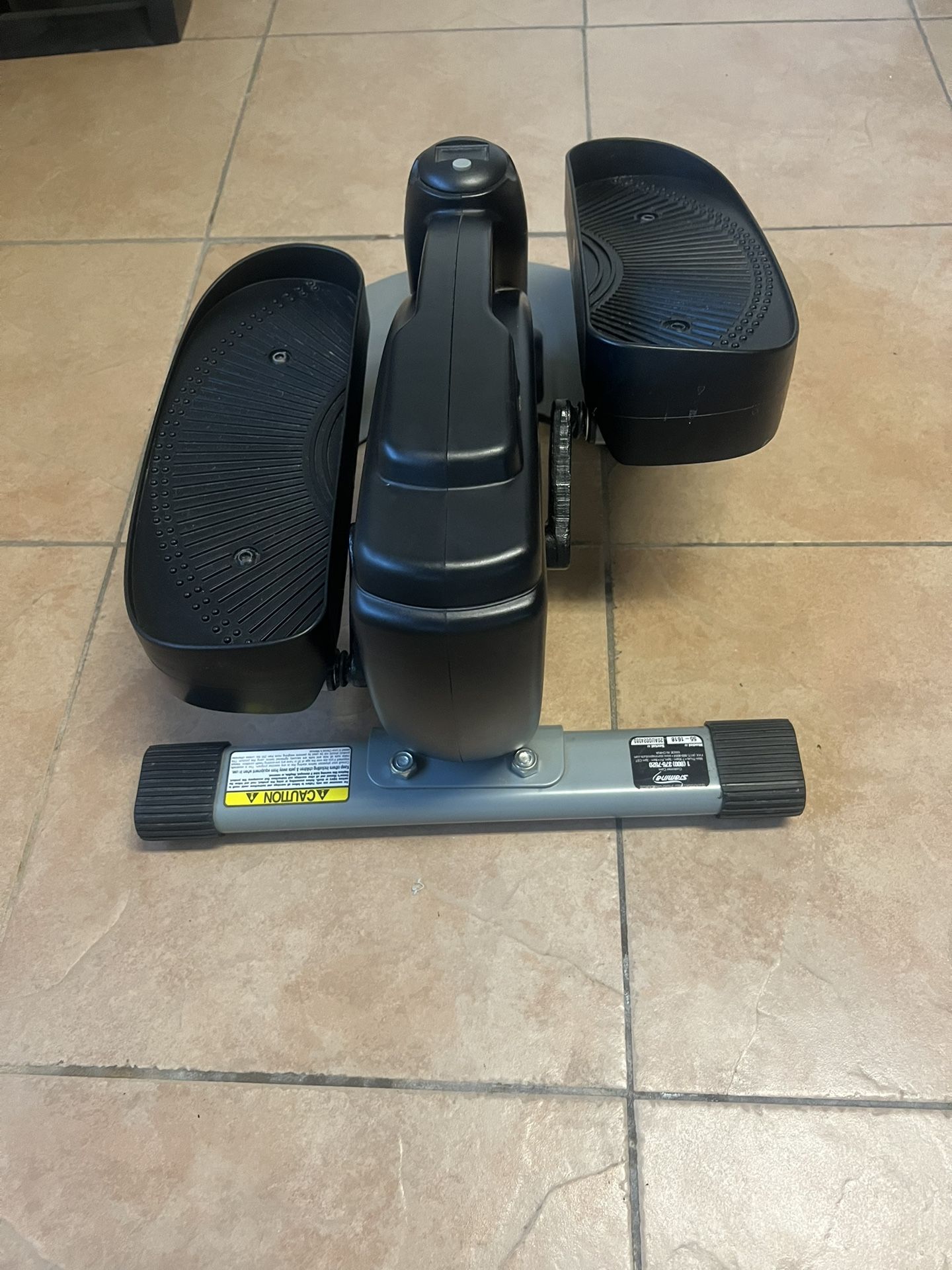 Stamina Elliptical Compact