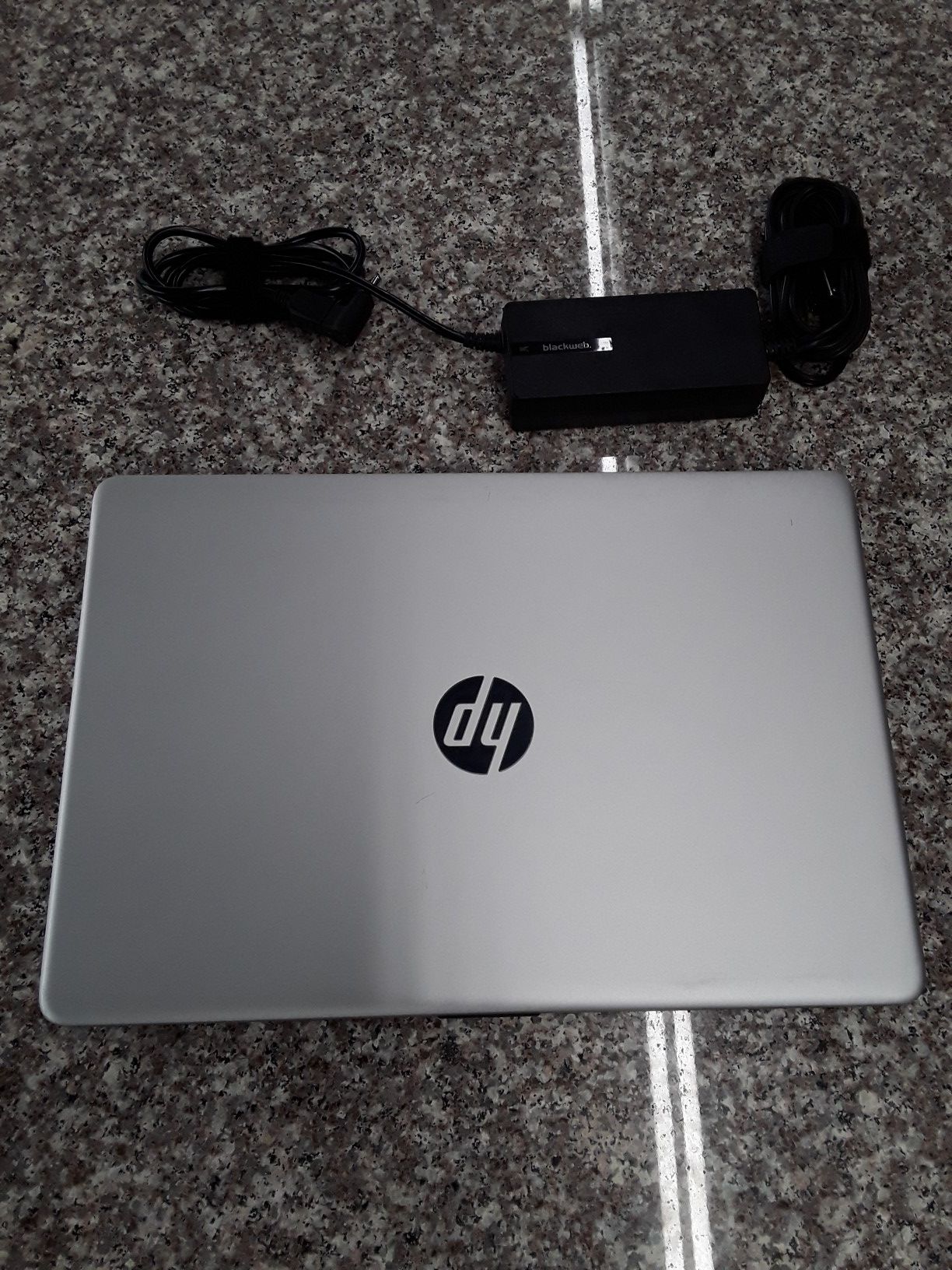 HP 15" laptop with touchscreen